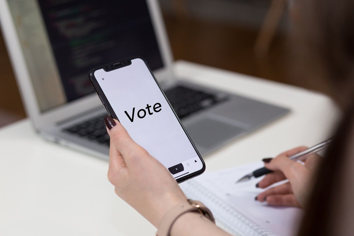 West Virginia Transforms Voting Process Using Blockchain